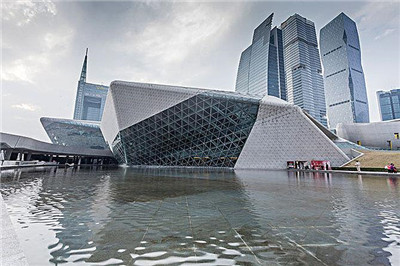 深圳95场贴吧：水疗资讯与资源一网打尽